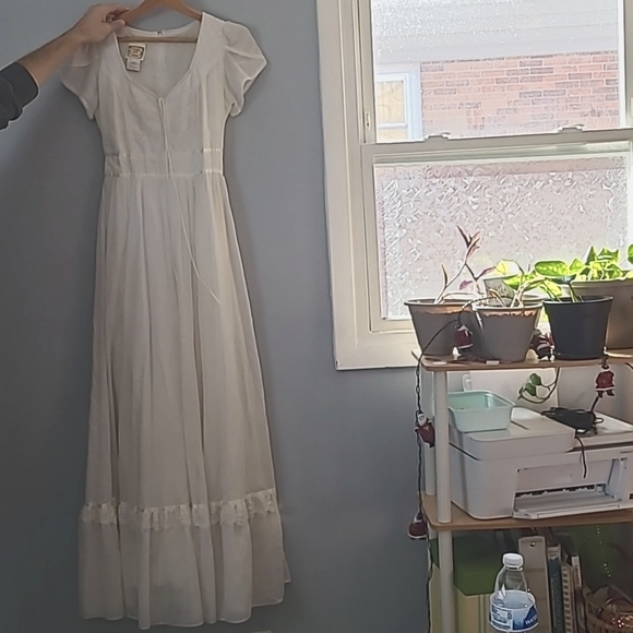 Gunne Sax Off White Maxi Dress - Picture 3 of 17